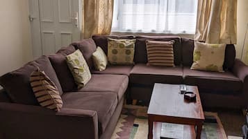 Chalet | Area keluarga | TV