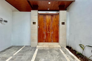 Front of property - Belvilla Tirta Sari Resort Central Ubud (Ubud)