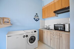 Apartment | Private kitchen - Sun Beach Apartments in Chania 8 & 10 & 13 (Chania)