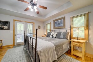 3 Schlafzimmer, Bügeleisen/Bügelbrett, Reisekinderbett, kostenloses WLAN