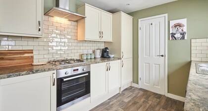 Host & Stay | Oliver's Den