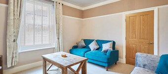 Host & Stay | Oliver's Den