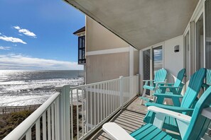 Property grounds - Morning Sunrise - 2 bedroom, Oceanfront Condo (North Topsail Beach)