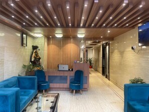 Superior Room | Reception - Hotel Galaxy (Reasi)