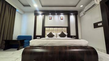 Executive Room | Desk, soundproofing, free WiFi