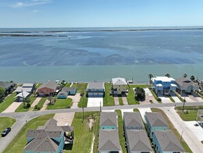 House, 3 Bedrooms | Parking | Free self parking
