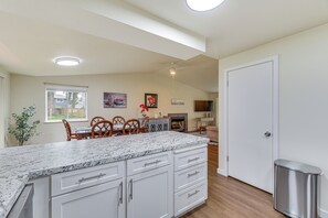 House (3 Bedrooms) | Interior - Olympia Home w/ Deck ~ 7 Mi to Amtrak Train! (Olympia)