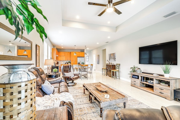 House (3 Bedrooms) | Interior