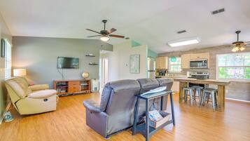 Rumah (2 Bedrooms) | Interior