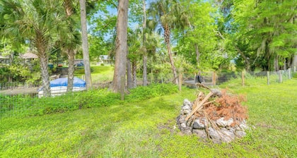 Riverfront Inglis Duplex w/ Shared Dock & Fire Pit
