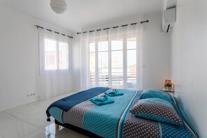 Strykejern/-brett, wi-fi (inkludert) og sengetøy