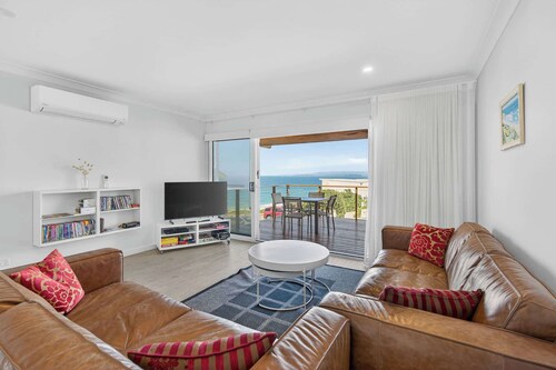 Meridian U1-4 Hutton St