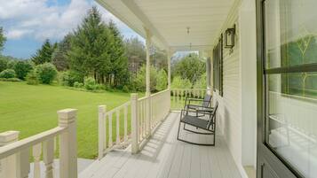 Rumah (5 Bedrooms) | Interior