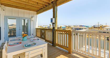 < 1/2 Mi to Beach: Waterfront Dauphin Island Home