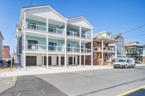 Apartment (4 Bedrooms) | Interior - Wildwood Vacation Rental - Walk to the Beach! (Wildwood)