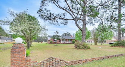 Quiet & Cozy Rembert Home ~ 9 Mi to Air Force Base