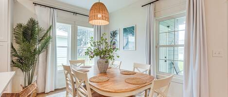 Rumah (4 Bedrooms) | Interior