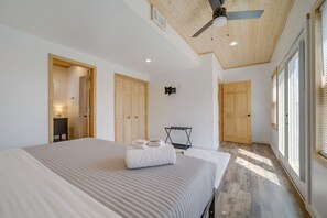 Apartamento (1 Bedroom) | 1 dormitorio, espacio para trabajar con un portátil, ropa de cama