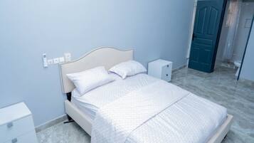 2 habitaciones, tabla de planchar con plancha y wifi gratis