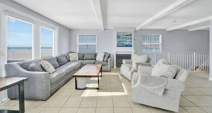 1404 W Oceanfront C | Rooftop Deck w/ Stunning 360 Beach Views