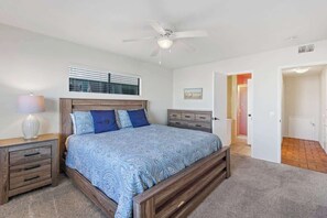 4 Schlafzimmer, Bügeleisen/Bügelbrett, kostenloses WLAN, Bettwäsche