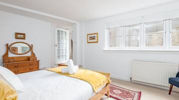 3 habitaciones, tabla de planchar con plancha y wifi gratis