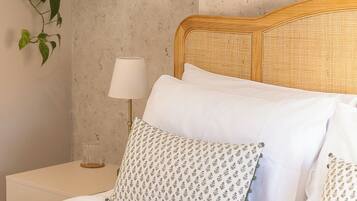 Deluxe Double Room (The Earl)