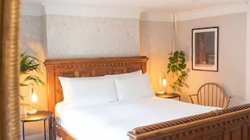 Deluxe Double Room (The Earl) | Premium bedding, pillow-top beds, individually decorated