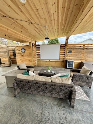 Terrace/patio - Friendly City Stay! HOT TUB, NEW LISTING! (Harrisonburg)