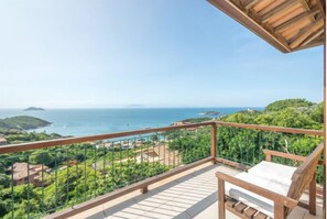 Deluxe Suite, Sea View | Balcony view