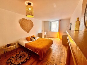 4 Schlafzimmer, Schreibtisch, Bügeleisen/Bügelbrett, kostenloses WLAN