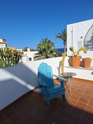 Terrace/patio - 50 meters to the Sea Apartment, pool,  a base for tourism or just a quiet rest. (Cuevas del Almanzora)