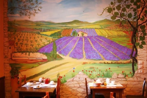 Frokostbuffé hver dag (EUR 12 per person)