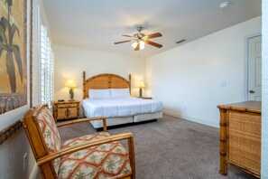 4 bedrooms, iron/ironing board, internet