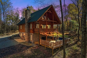 Exterior - Authentic Log Cabin - Sleeps 10 - Hot Tub - Fire Pit - Hocking Hills (Logan)