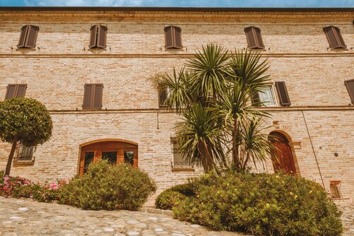 Libeccio - Relax and Nature among the hills of the Marche, Libeccio - Relax e Natura tra le colline