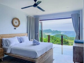 4 bedrooms, desk, iron/ironing board, free WiFi