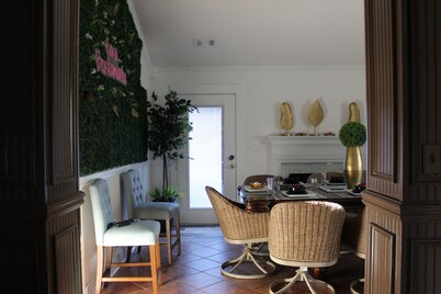 Vacation Home in Forest Park - Casa Bustamante