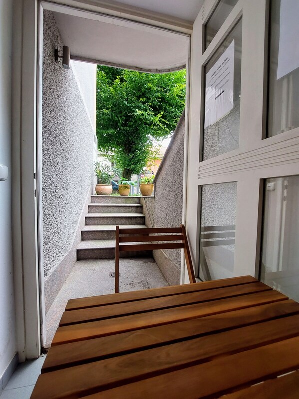 Chambre Double Standard | Terrasse/Patio