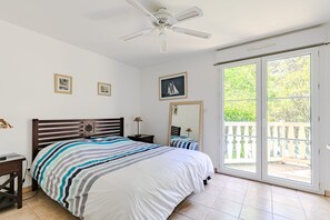 4 Schlafzimmer, Bügeleisen/Bügelbrett, kostenloses WLAN