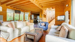 Living area - Villa 5 bedrooms in a quiet golf estate (Lacanau)