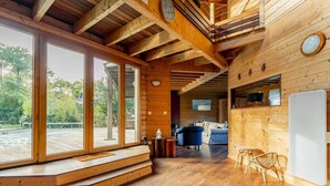 Interior - Villa 5 bedrooms in a quiet golf estate (Lacanau)