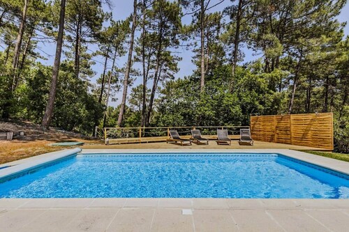 Villa with pool and garden,peaceful,4min ocean