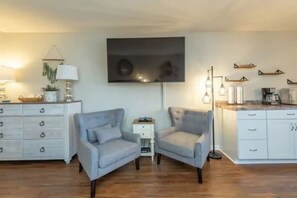 Smart TV, DVD player