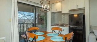 Studio Villa in Lake Lure with Rumbling Bald Resort Amenities