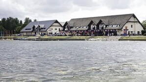 Front of property - Lakeside Willen Lake Milton Keynes (Milton Keynes)