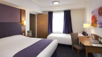 Standard Room, Multiple Beds (Family) | Desk, free WiFi