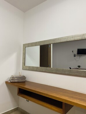 Standard Room | 1 bedroom, desk, laptop workspace, free WiFi - Villas Horizonte Oaxaca (Santa María Coyotepec)