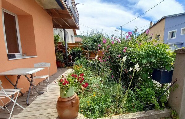 Outdoor dining - Gap Sud, Appartement T2 Lumineux et Spacieux (Gap)