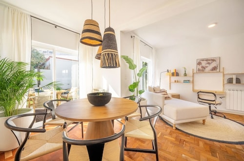 Casa Rosário : Three Bedroom Villa with Private Pool;